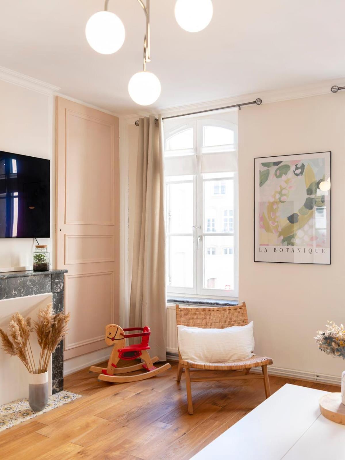 Le Charlise Apartment เมซ์ ภายนอก รูปภาพ