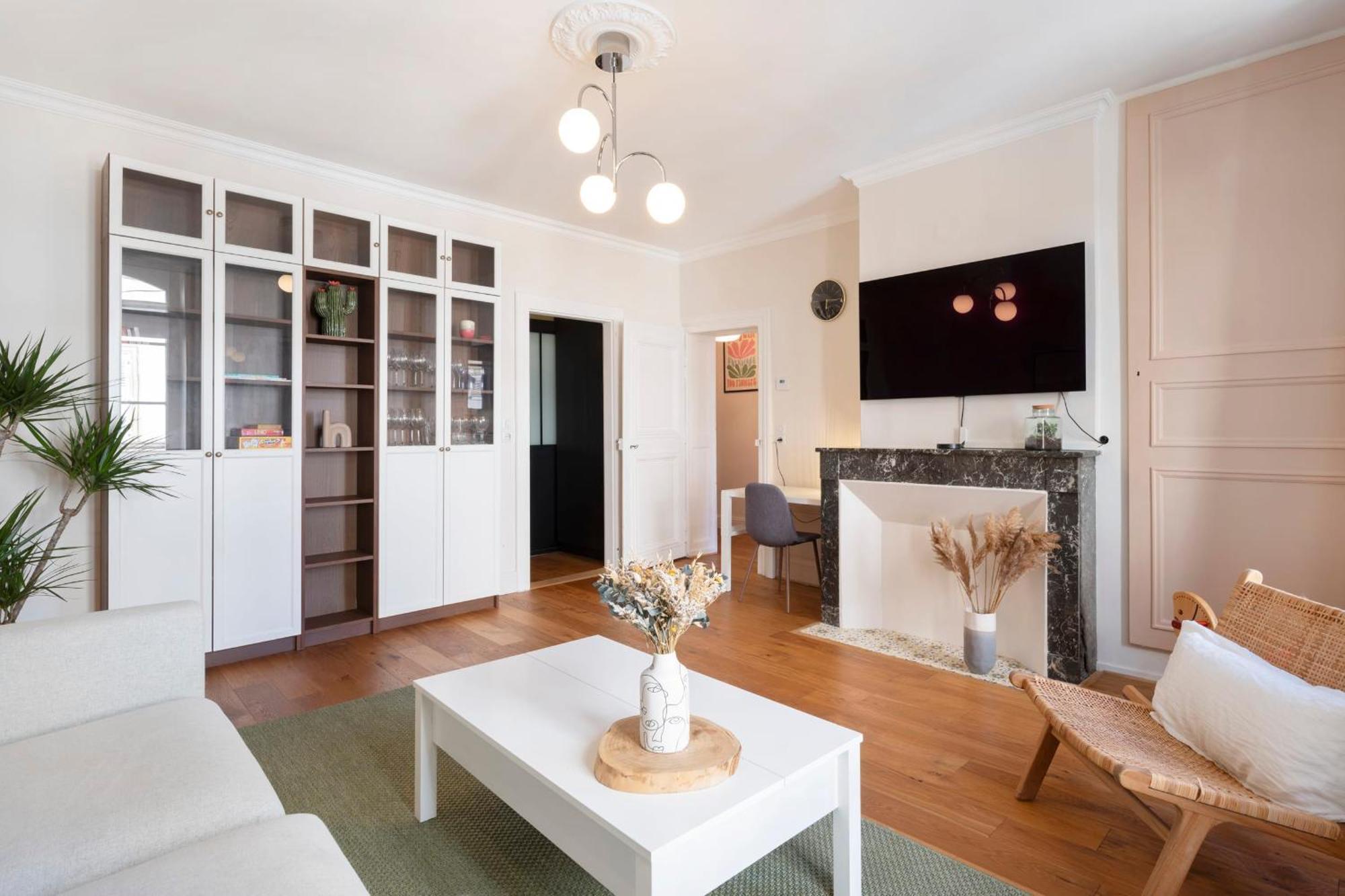 Le Charlise Apartment เมซ์ ภายนอก รูปภาพ